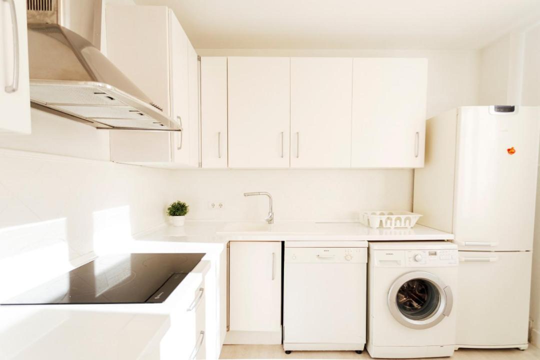 Minty Stay 3Bd Apartment - Triana Севиля Екстериор снимка